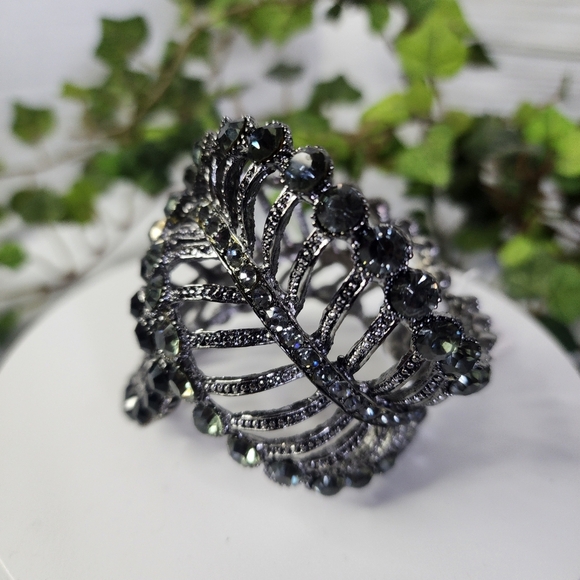 Statement Gunmetal with Crystals Wrap Feather Clamper Hinge Bracelet - Picture 3 of 10